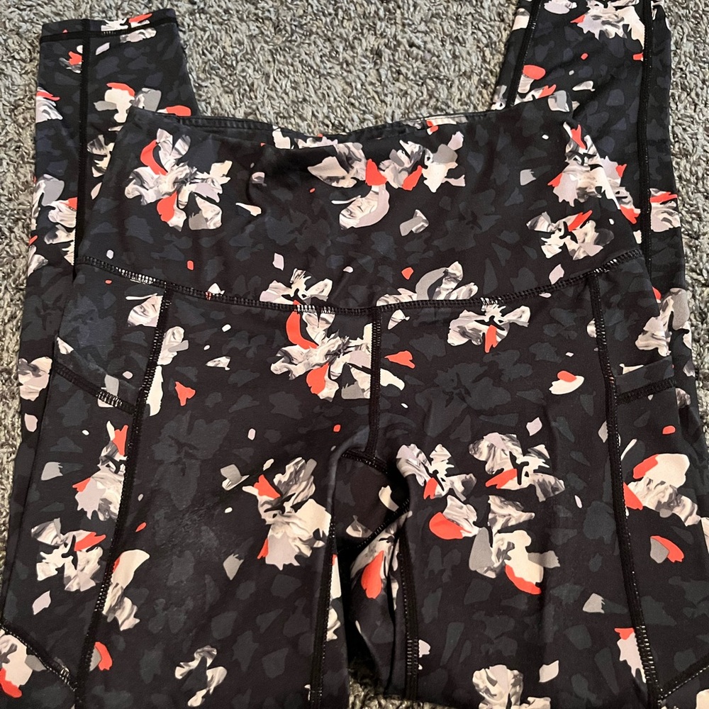 Athletic Leggings with pockets